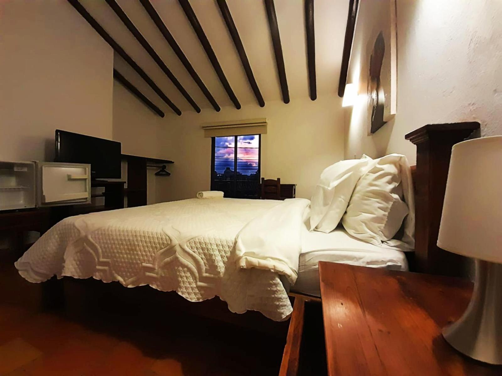 Aqua Vitae Hotel Вилья-де-Лейва Экстерьер фото
