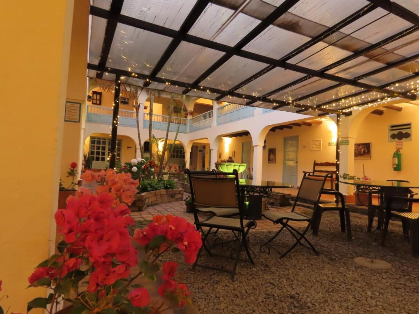 Aqua Vitae Hotel Вилья-де-Лейва Экстерьер фото